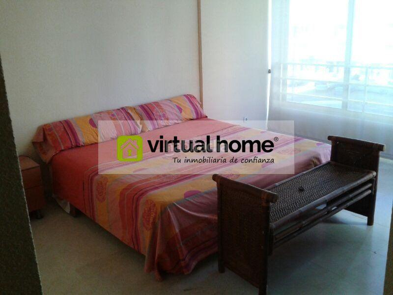 Foto b185aae1-7ef2-402d-9092-65d4ea3b53ab. Piso  en primera linea de Playa Poniente. en Playa Poniente Benidorm