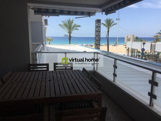 Etagenwohnung en Playa Levante. Primera linea de playa