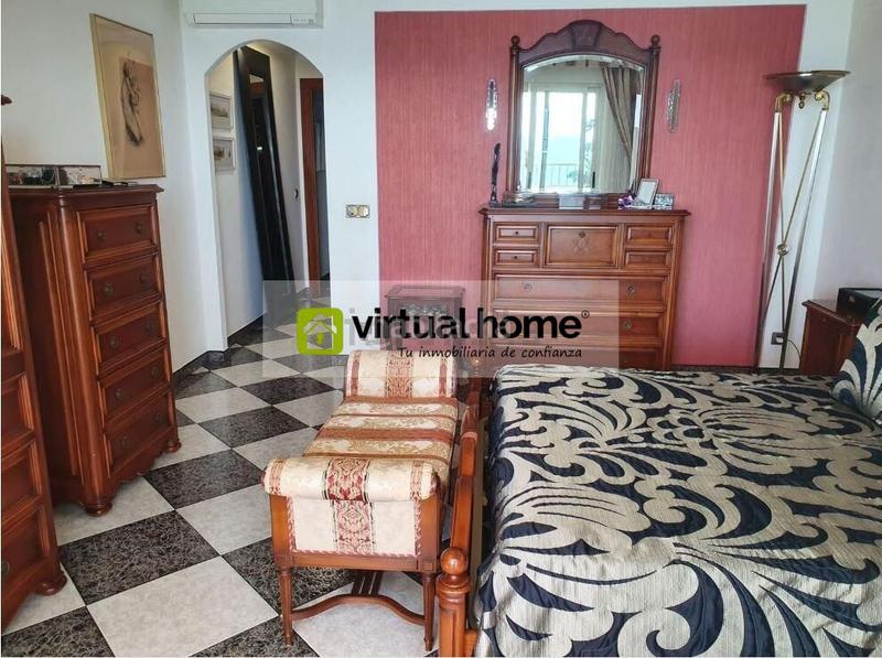 Foto 97d9bbfd-34c1-4a4f-a80c-c1f8b840cc6b. Ático  zona poniente ref. vh00840 en Playa Poniente Benidorm