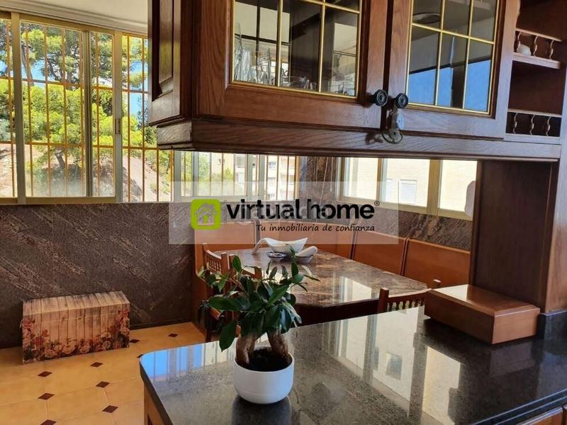 Foto f0fc1bd2-87d4-4336-b072-c1c314637f34. Ático  zona poniente ref. vh00840 en Playa Poniente Benidorm