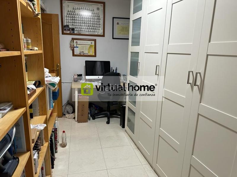 Foto 08016b03-c11e-4152-be48-1591ae5d0750. Appartement dans Casco Antiguo - Puerto Benidorm