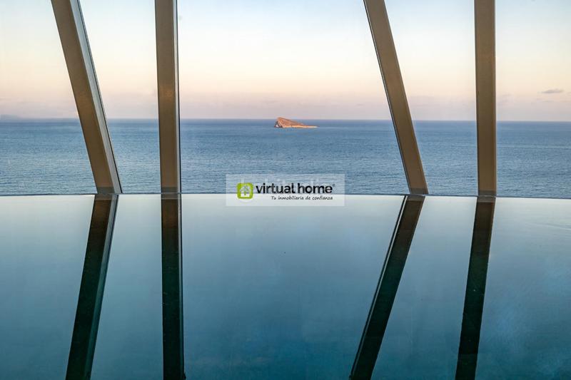 Foto 6a082c5f-49d5-4e53-867f-5c4f9e9b504c. Appartement avec chauffage parking dans Playa Poniente Benidorm