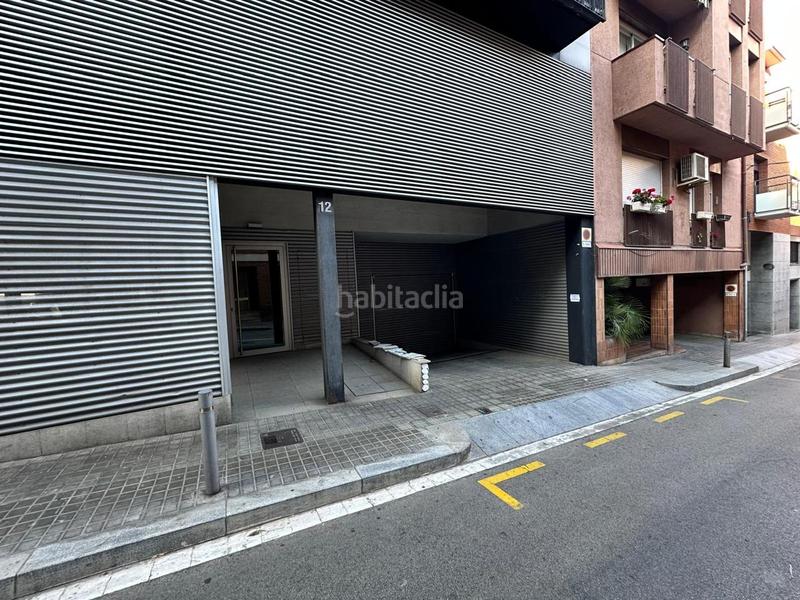 Foto 35e52be1-6af5-4ac5-9842-a6a3ed3485cc. Lloguer aparcament cotxe a carrer de ferran puig 12 a Barcelona