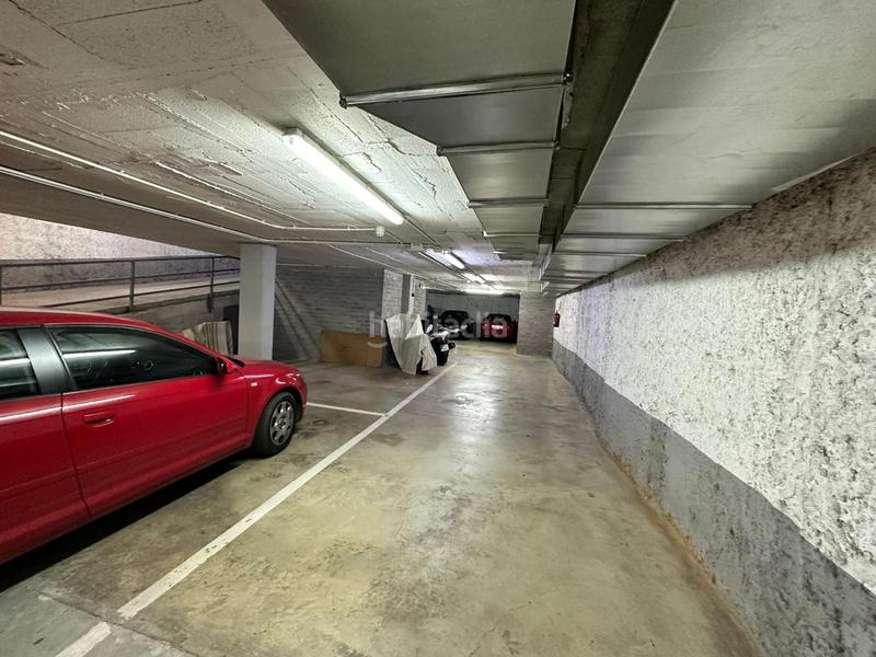 Foto 050de6b1-7149-48a0-ba98-0ae1d6aae5a2. Location parking voiture dans carrer de ferran puig 12 dans Barcelona