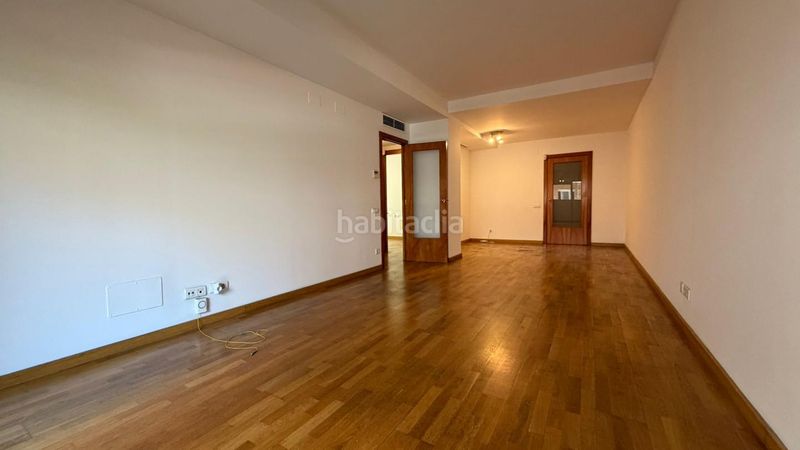 Foto ef6318b0-2124-44e4-9fa0-19763908a22d. Flat with parking in El Coll Barcelona