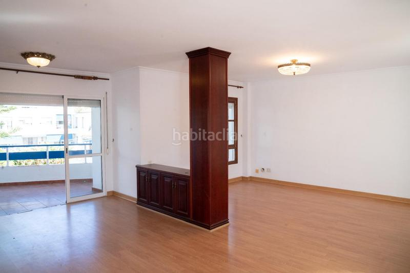 Foto fab15245-41f9-4c51-8dff-54e23e8331e1. Apartment with parking in Centro ciudad Fuengirola