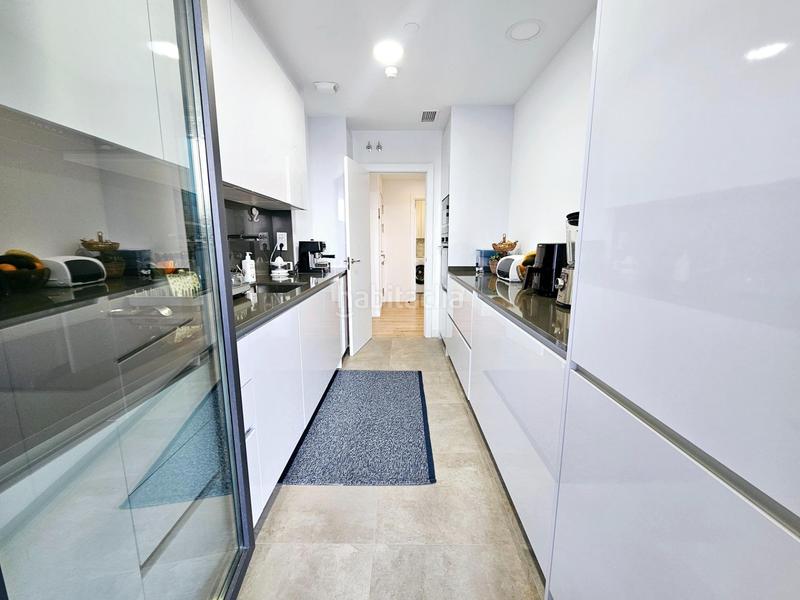 Foto 1db7f9df-4229-429a-bb3f-ab022c77e10f. Piso en martiricos 32 espectacular piso en torre martirícos en Málaga