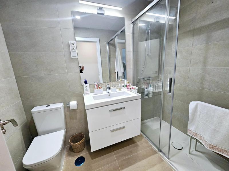 Foto dcdda273-e515-4fef-b194-e435c9880202. Piso en martiricos 32 espectacular piso en torre martirícos en Málaga