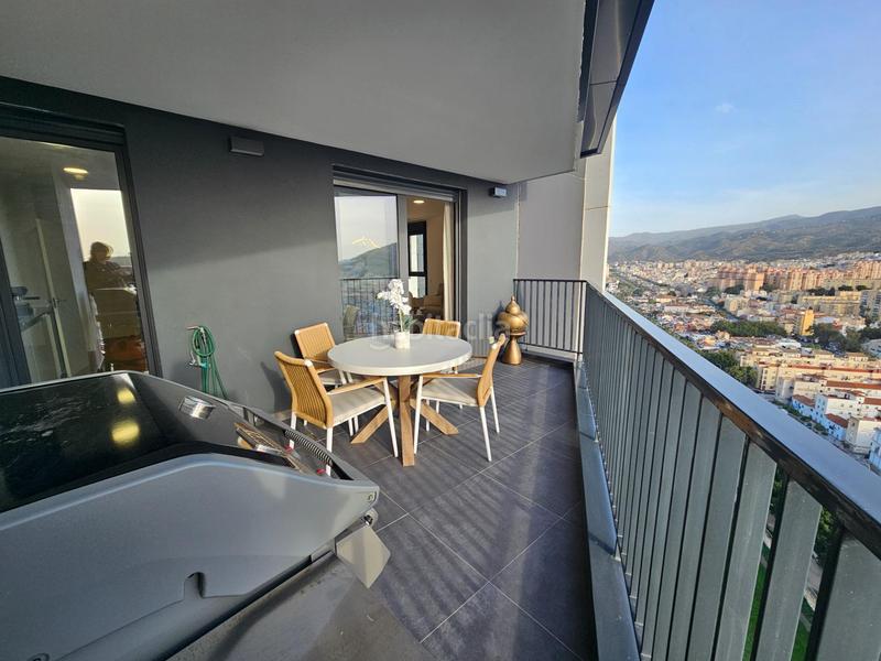 Foto ea0a2afe-b9d0-4b86-b3f5-750439265bff. Piso en martiricos 32 espectacular piso en torre martirícos en Málaga