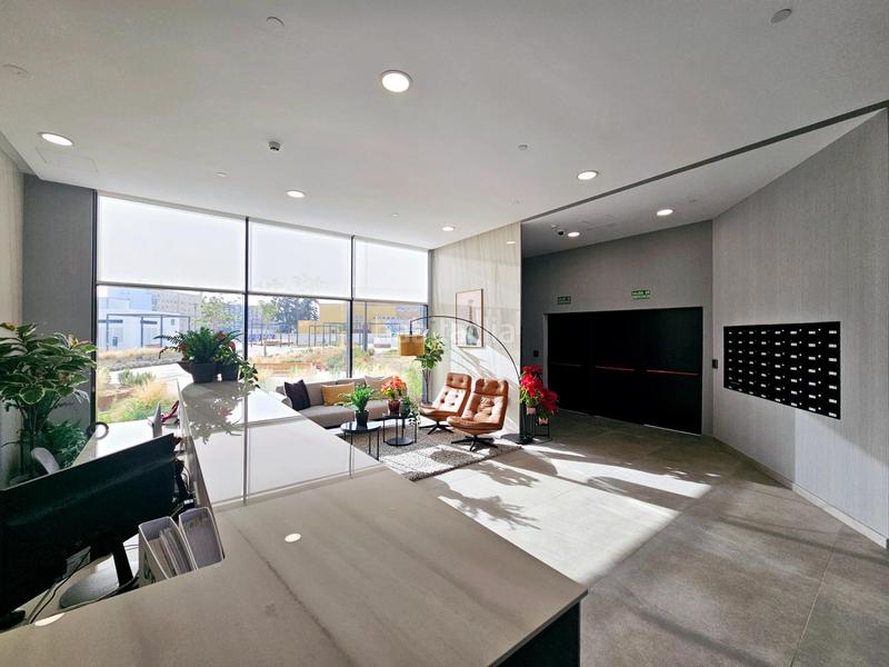 Foto ef10bf4b-f2a1-4dbf-8420-d9c1c53e0bfb. Piso en martiricos 32 espectacular piso en torre martirícos en Málaga