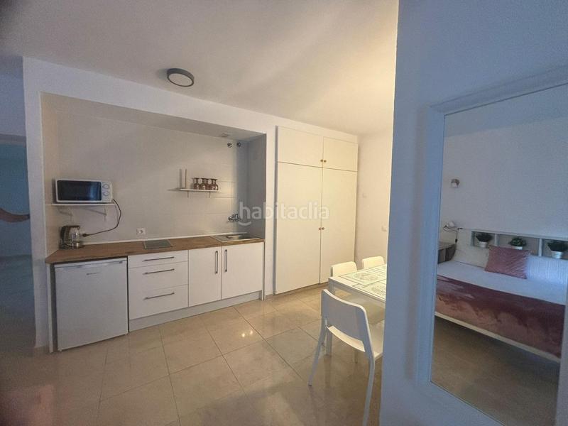 Foto 8e8aabe0-5350-476d-b315-39afad5ba3e7. Estudio acogedor estudio reformado en benalbeach en Benalmádena