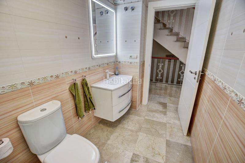 Foto cd6bdb65-b713-48ef-8fa8-b3bfdf703d53. Chalet mit parking in Arroyo de la Miel Benalmádena