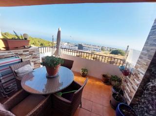Àtic a Santangelo. Exclusivo ático dúplex con vistas panorámicas al mar en benalmád