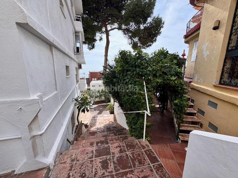 Foto 745b5180-cd07-4f54-81d0-020fa5481a86. Planta baixa amb piscina a Loma de los Riscos Torremolinos