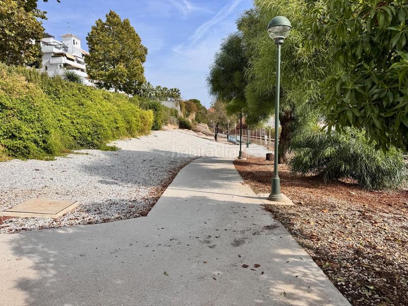Foto e5f790fb-4988-4a33-8a5f-538d84f39214. Planta baixa amb piscina a Loma de los Riscos Torremolinos