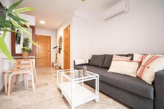 Dúplex a Solymar. Acogedor dúplex en puerto marina, benalmadena