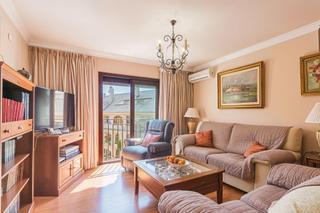 Piccolo appartamento  Calle de la alondra. Bonito y amplio piso en arroyo de la miel