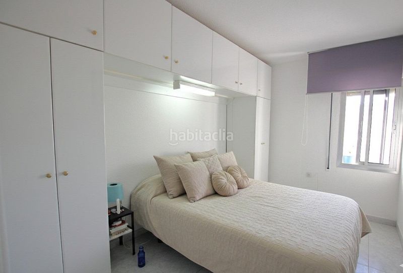 Foto ee7b59de-7c13-432d-8694-c31a5ff626a8. Apartamento fabuloso apartamento con vistas al mar en gamonal en Benalmádena