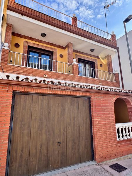 Foto 8b6a33f0-930b-4a3f-be04-f8472a1bf834. Casa amb aparcament a Fuente Alegre - El Chaparral - Los Morales Málaga