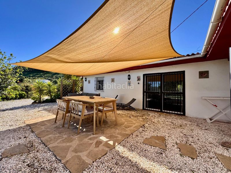 Foto 2af0f475-1b91-4000-a8b4-c20679dd66e3. Casa amb calefacció aparcament piscina a Álora