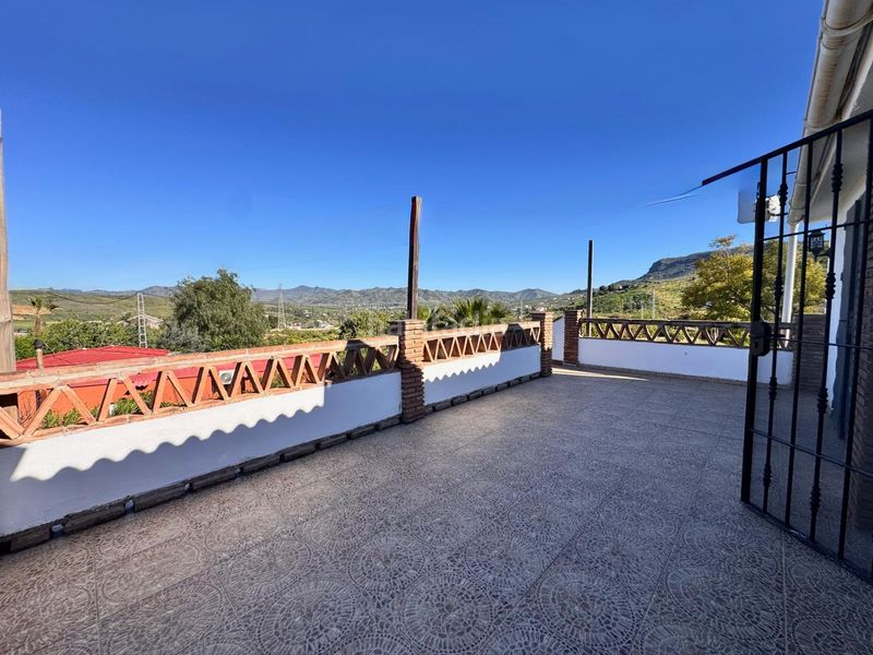 Foto da076ee4-8f17-4051-9c98-7c50c383b35a. Casa amb calefacció aparcament piscina a Álora