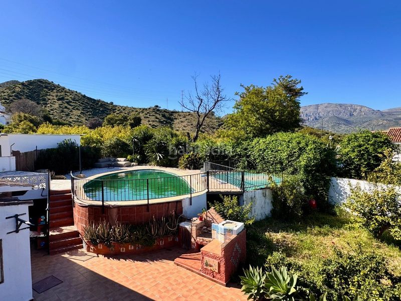 Foto e0b50590-d526-4f2c-8f3d-21726b55479b. Casa amb calefacció aparcament piscina a Álora