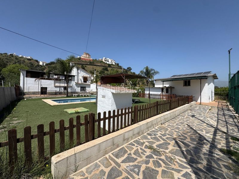 Foto 6c77f569-4091-43bc-a302-e51981cbf91b. Masia amb aparcament piscina a Álora