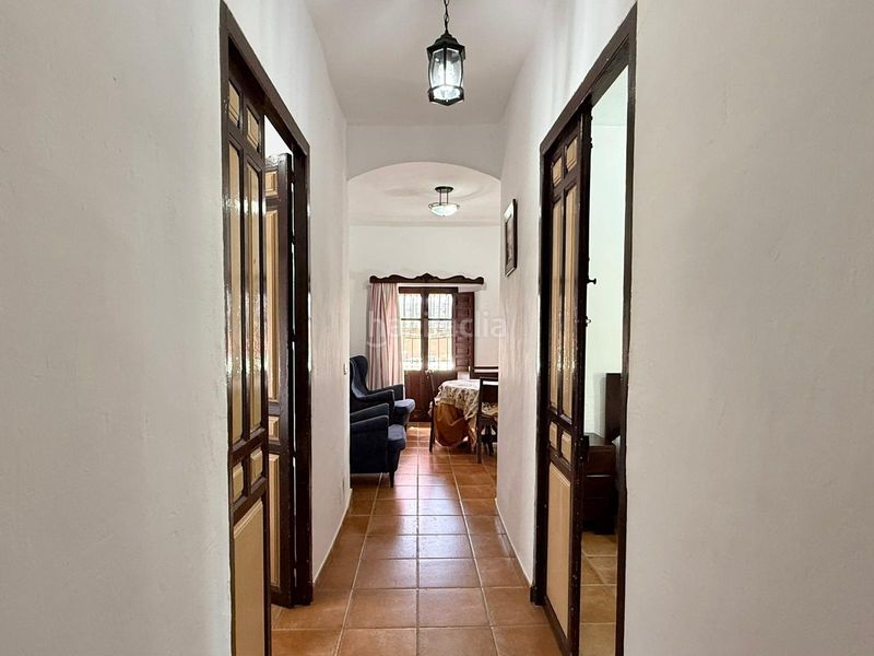 Foto a0fbc065-9e49-4cd9-b9fb-92d75dc8ec9d. Masia amb aparcament piscina a Álora