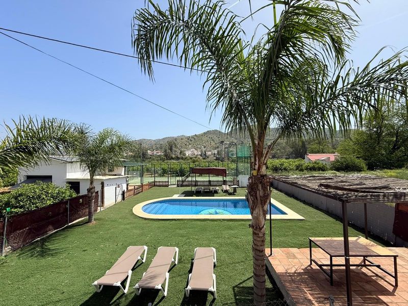 Foto e2f2e0e8-1cd2-420e-a963-e437e3d824b0. Masia amb aparcament piscina a Álora