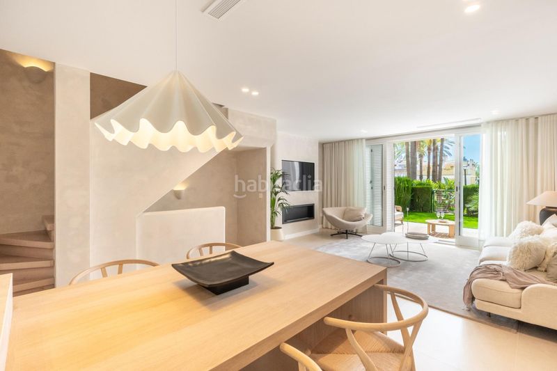 Foto 83faed33-179f-4394-9fac-9a8afe9fe94d. Casa adossada amb aparcament piscina a bahía de Marbella Marbella