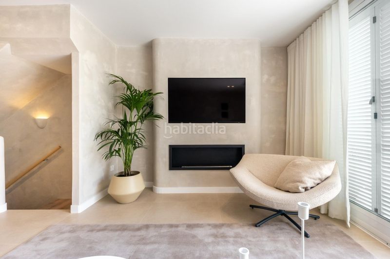 Foto f15e4a2c-79b7-4237-98af-5759b526bce5. Casa adossada amb aparcament piscina a bahía de Marbella Marbella