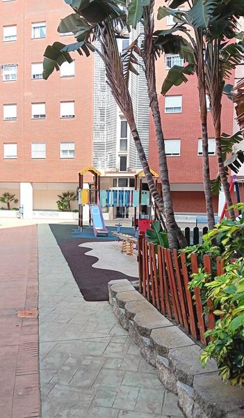 Foto 1e786650-b725-48e4-a794-de59471b86e0. Pis amb calefacció aparcament piscina a Martín Carpena - Torre del Río Málaga