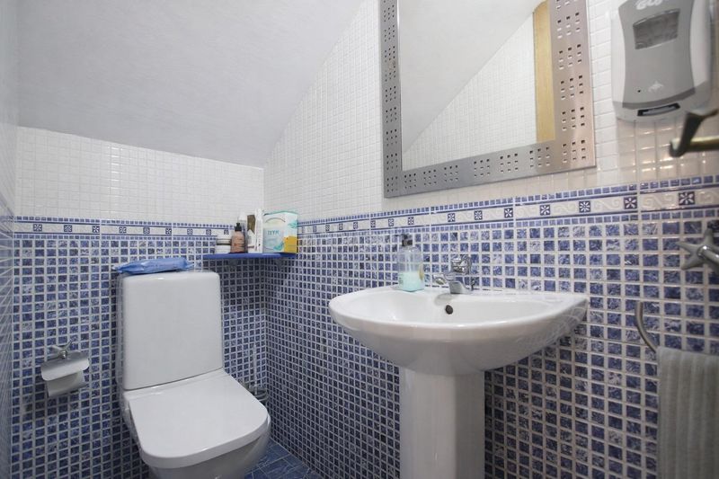 Foto 041e3355-4e9d-46f9-af48-8a3d6cebcad1. Àtic amb aparcament piscina a Zona Centro Comercial Torrequebrada Benalmádena