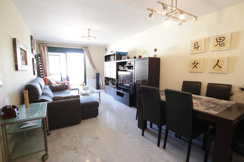 Foto 3377aed4-94f2-4aa9-84a1-6d06221042e1. Àtic amb aparcament piscina a Zona Centro Comercial Torrequebrada Benalmádena