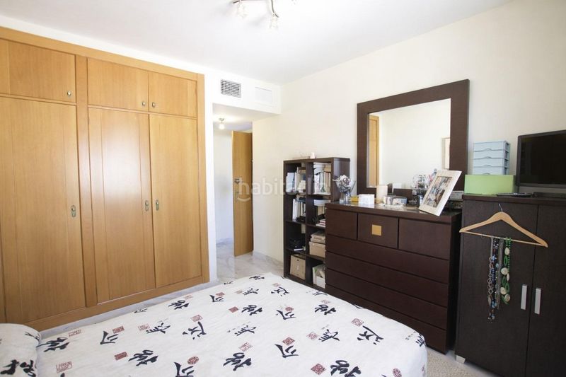 Foto 580a7f51-238d-439b-a073-058500c5d1db. Àtic amb aparcament piscina a Zona Centro Comercial Torrequebrada Benalmádena