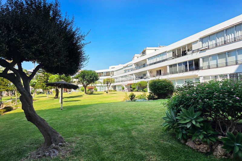 Foto c7eb94c7-8fbe-4318-ac6b-7c5e5c8906ba. Apartament amb calefacció aparcament piscina a Solymar Benalmádena