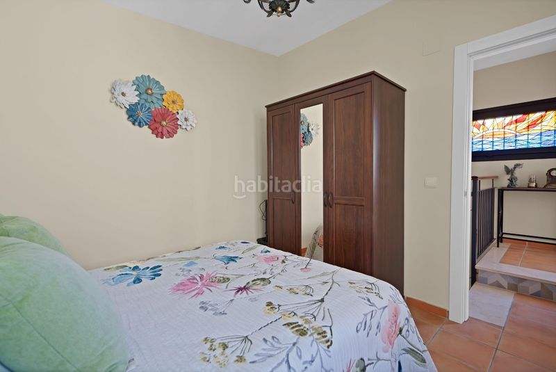 Foto 3188f3a9-28bf-4f22-a33f-02795cdd2ef4. Casa adossada amb calefacció aparcament piscina a Fuengirola