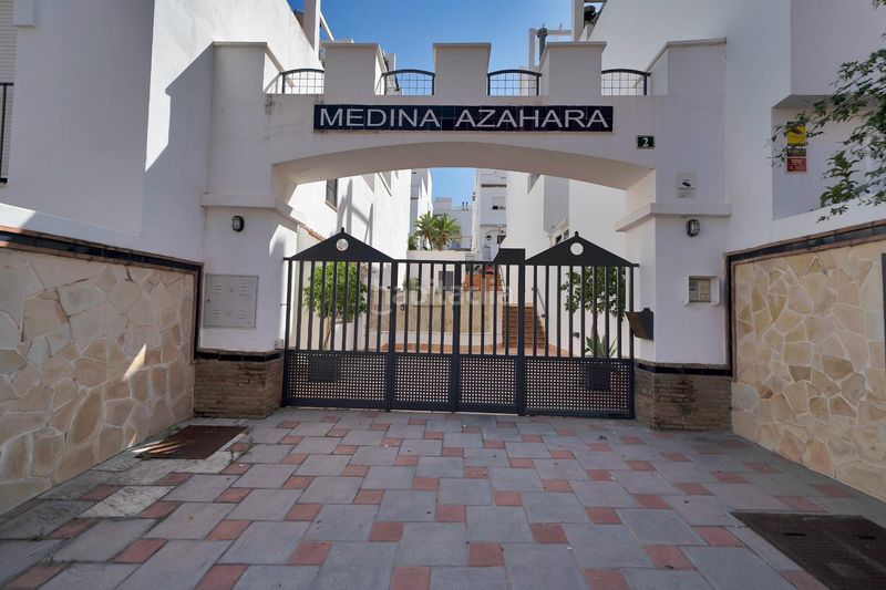 Foto fde1d618-79be-4db4-a5c1-27fc5fbdce42. Casa adossada amb calefacció aparcament piscina a Fuengirola