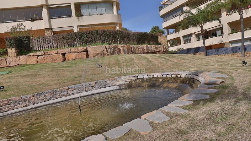 Foto 5c27fa86-b5a0-4048-989f-c8d2a7aced86. Pis amb aparcament piscina a El Faro de Calaburra - Chaparral Mijas