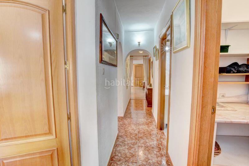 Foto ab5ac87d-f022-4fbf-bd0b-4eef8232de0a. Casa aparellada amb calefacció aparcament piscina a Benalmádena