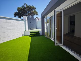 Xalet  Calle tulipanes los. Amplia villa semireformada en una sola planta en torreblanca, fu
