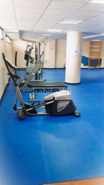 Foto 0f3366c1-374b-425b-b6d1-e2b13c32a7af. Pis amb aparcament piscina a Zona Centro Comercial Torrequebrada Benalmádena