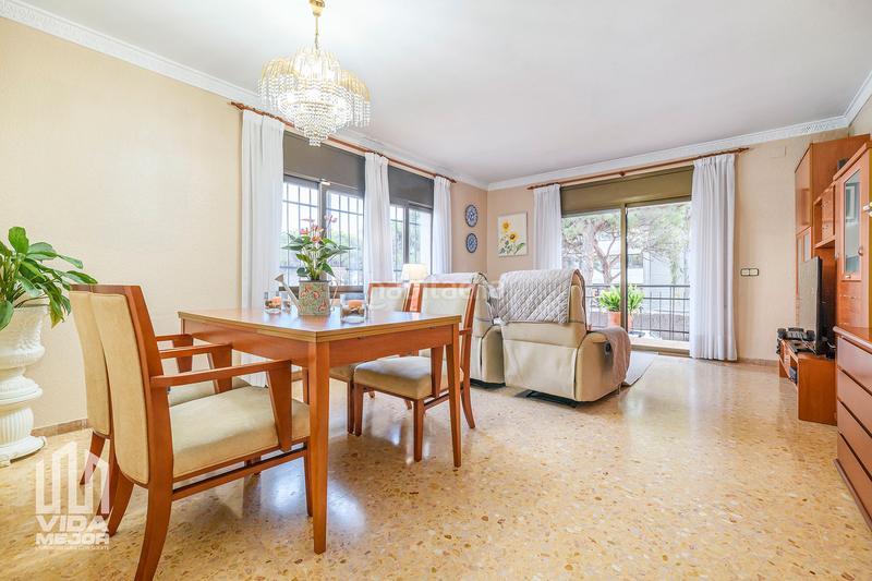 Foto 2ce2e6cc-f062-4406-8988-ae138d10c868. Casa con riscaldamento in Gava Mar Gavà