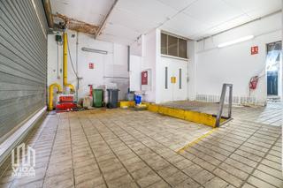 Rent Industrial building in Centre-Can Nadal. Impresionante nave industrial en sant feliu de llobregat !
