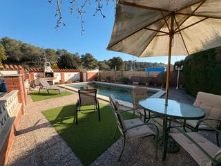 Maison  Carrer de jan. Casa con piscina y garaje :)