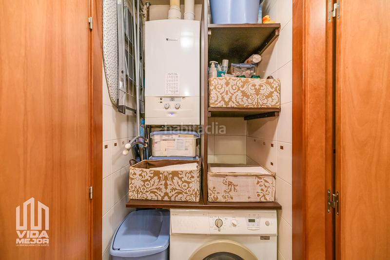 Foto 4d2b6932-1893-4233-b3a0-31135a5e3ea8. Appartamento con riscaldamento in Nucli Urbà Esparreguera