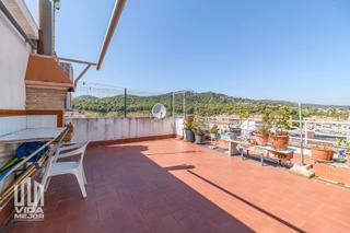 Casa  Carrer de pep ventura. ¡atención amantes de la exclusividad y el lujo!
