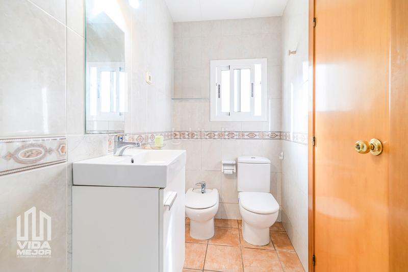 Foto 0a42ee18-cf47-43f2-9a42-daf1d23f4a2b. Pis a Diagonal-Colomeres Gavà