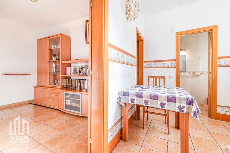 Foto fd7b18ed-0563-4e84-bd76-93bea2935e3e. Pis a Diagonal-Colomeres Gavà