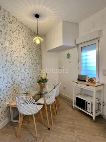 Foto 18d5d6b3-8c49-42e1-862c-25663646aa6e. Piso dlr 1754 hermoso piso de 2 dormitorios y 2 baños recientemente reformado a la venta zona zaidín en Granada
